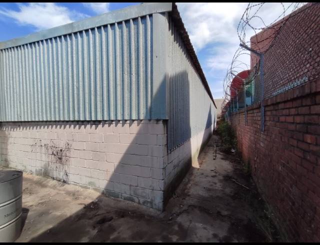 400M² WAREHOUSE TO LET IN MAITLAND